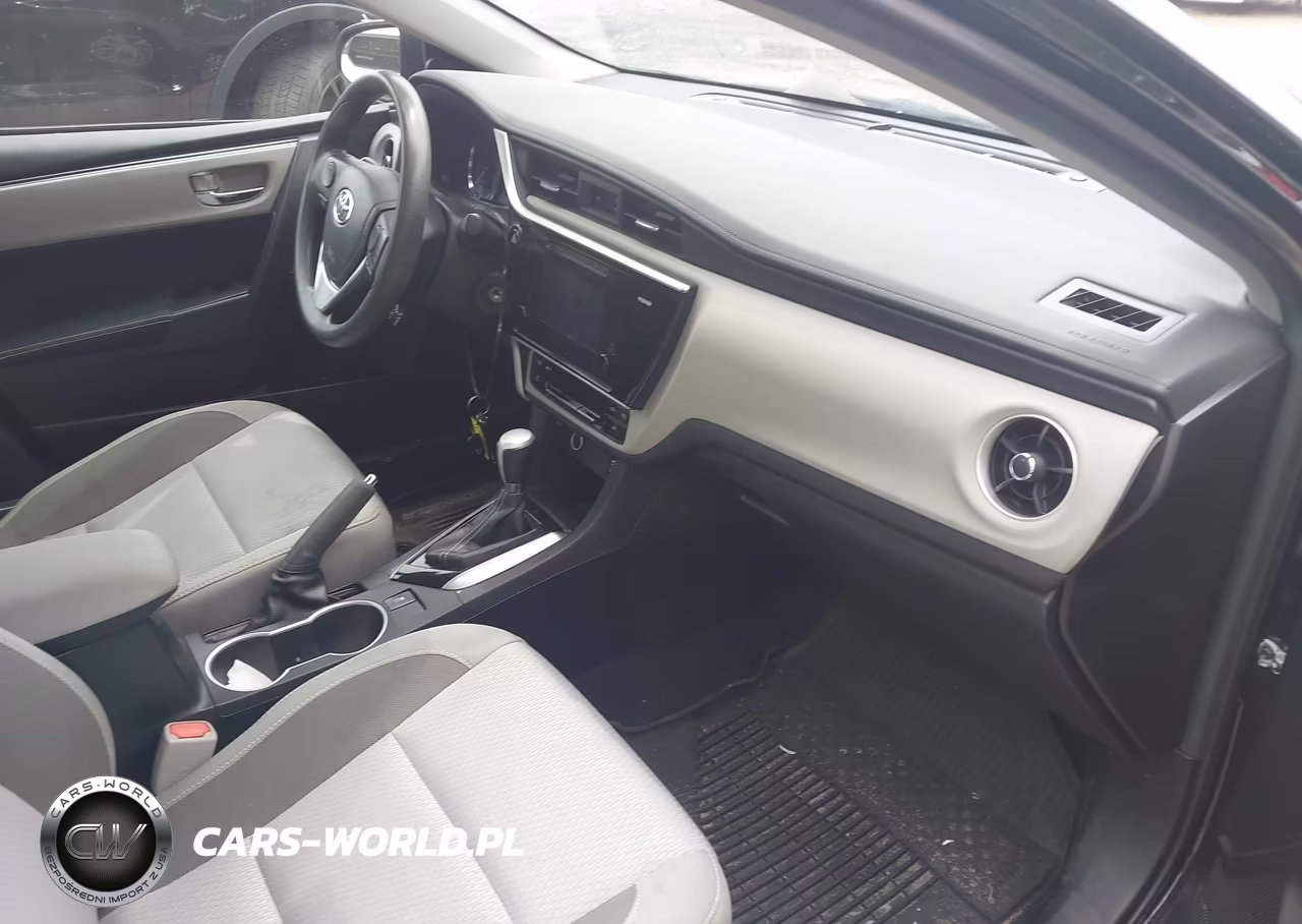 2017 Toyota Corolla Le VIN:2T1BURHE9HC802713 - 5