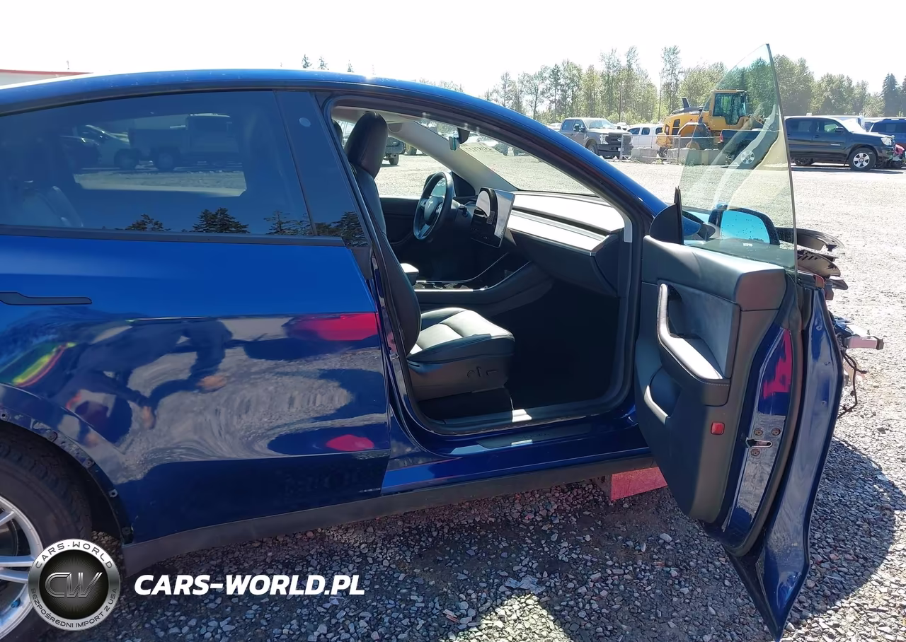 2020 Tesla Model Y Long Range Dual Motor All-Wheel Drive-Performance Dual Motor All-Wheel Drive VIN:5YJYGDEF3LF001944 - 5