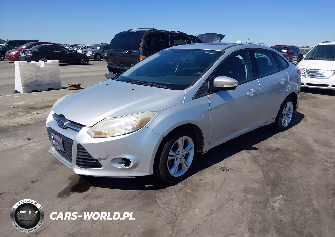 2014 Ford Focus Se VIN:1FADP3F27EL215927 - 2