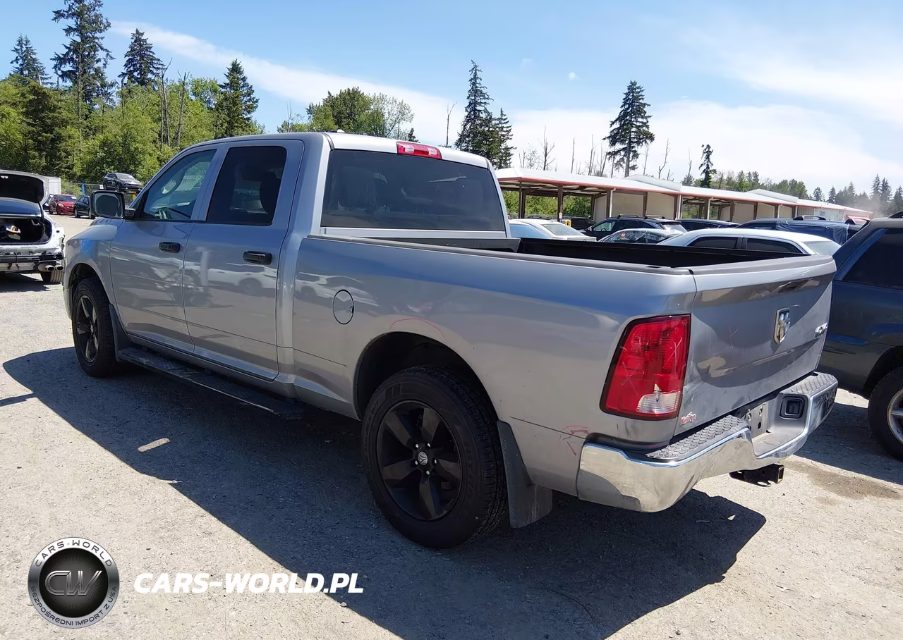 2019 Ram 1500 Classic Tradesman 4X4 6'4 Box VIN:1C6RR7SM1KS672797 - 3