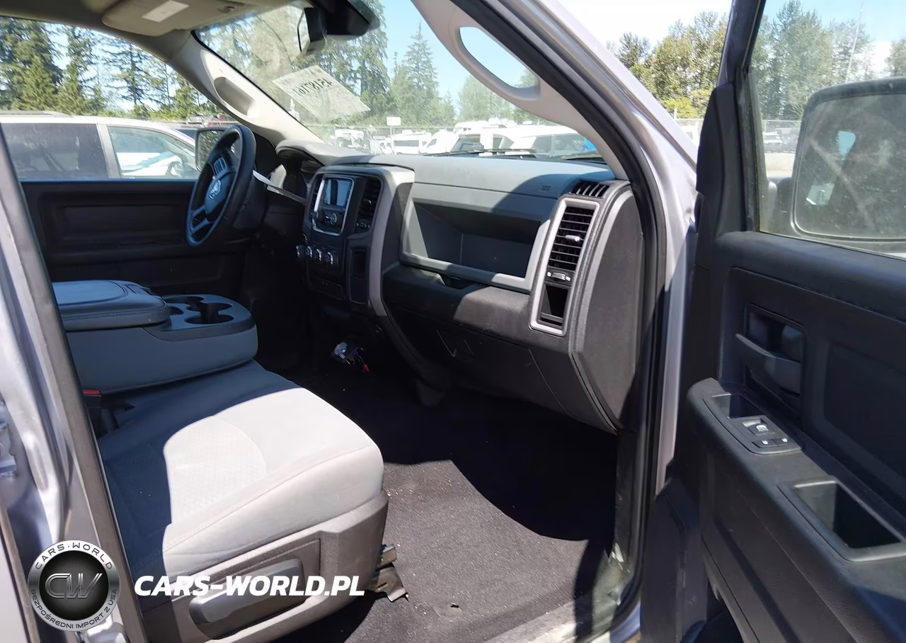 2019 Ram 1500 Classic Tradesman 4X4 6'4 Box VIN:1C6RR7SM1KS672797 - 5