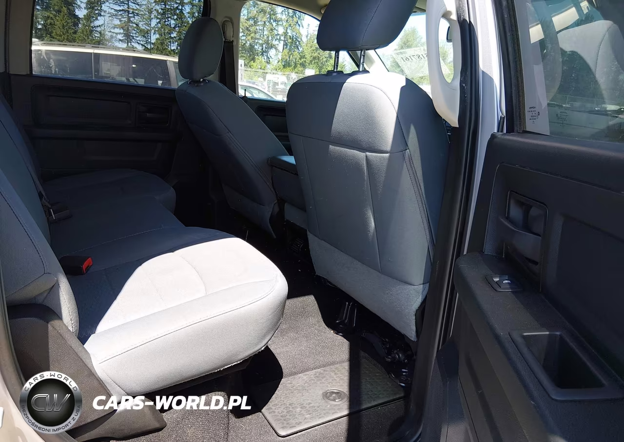 2019 Ram 1500 Classic Tradesman 4X4 6'4 Box VIN:1C6RR7SM1KS672797 - 8