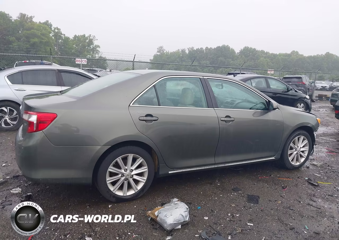2013 Toyota Camry Xle VIN:4T4BF1FK0DR295638 - 13