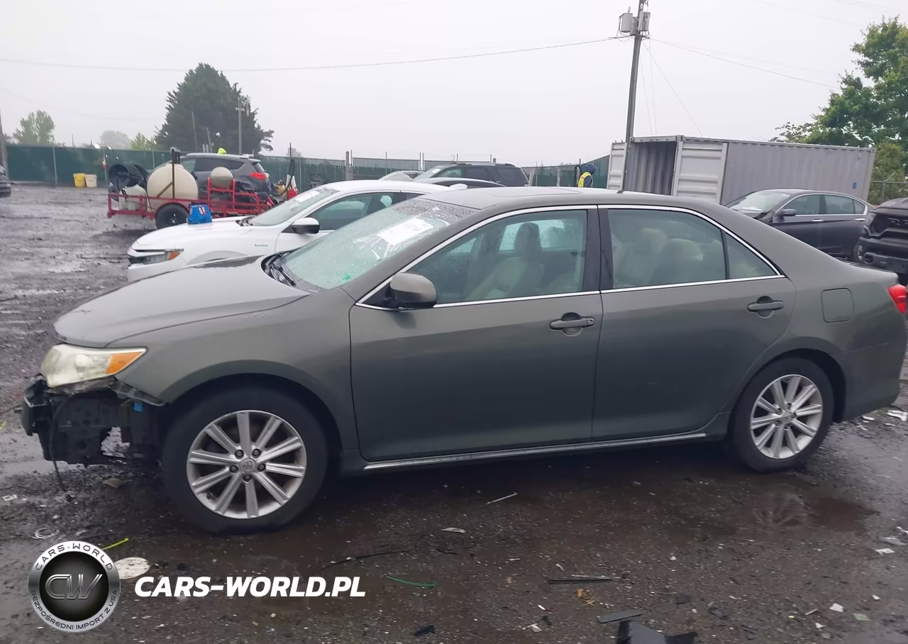 2013 Toyota Camry Xle VIN:4T4BF1FK0DR295638 - 14