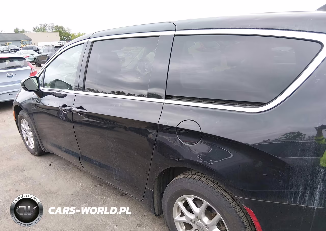 2023 Chrysler Pacifica Touring L VIN:2C4RC1BG5PR536540 - 14