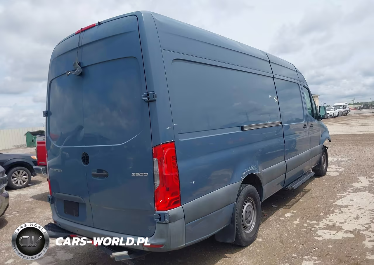 2019 Mercedes Benz Sprinter 2500 Delivery Van VIN:WD4PF1CD8KT012471 - 4