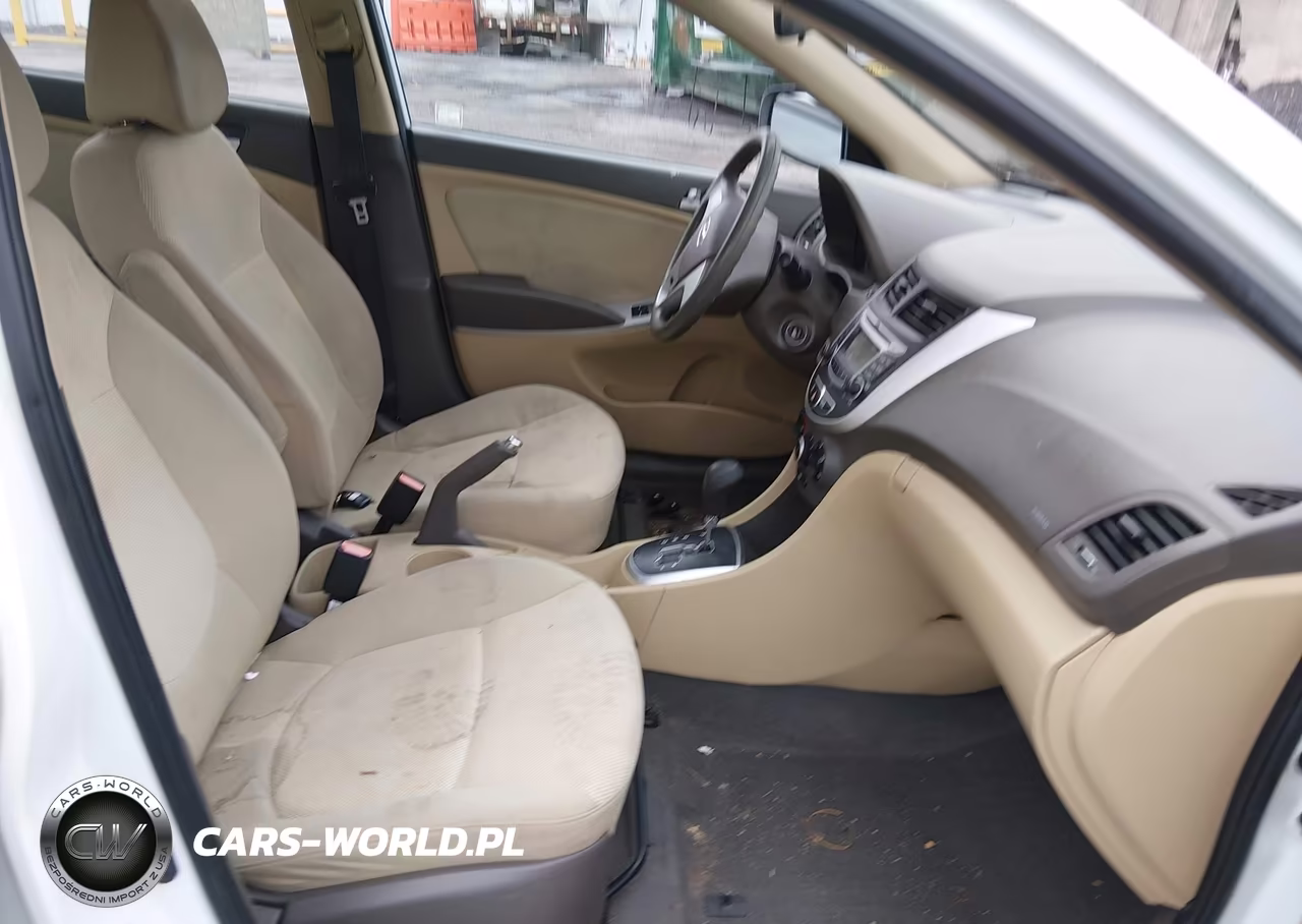 2013 Hyundai Accent Gls VIN:KMHCT4AE0DU496076 - 5