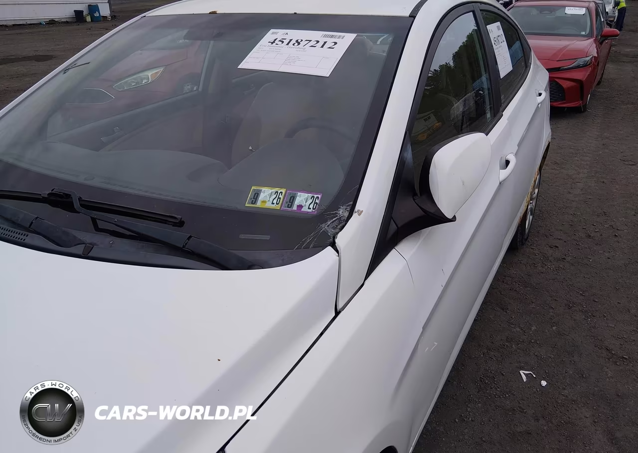 2013 Hyundai Accent Gls VIN:KMHCT4AE0DU496076 - 6
