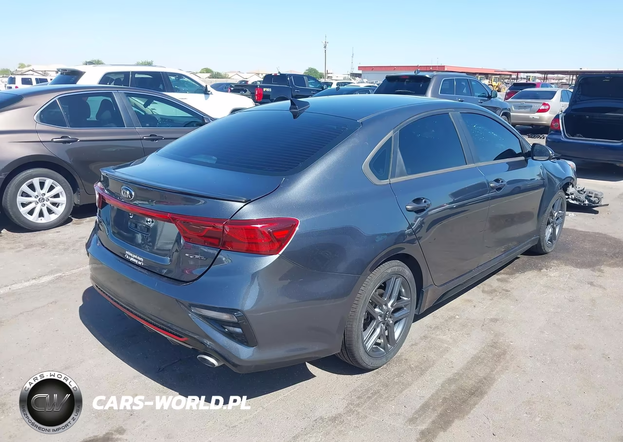 2021 Kia Forte Gt-Line VIN:3KPF34AD1ME339034 - 4