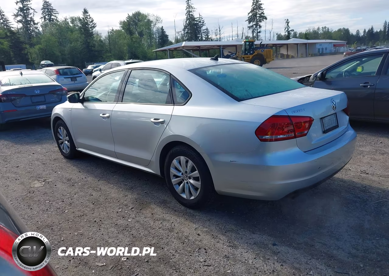 2014 Volkswagen Passat 1.8T Wolfsburg Edition VIN:1VWAT7A36EC071946 - 3