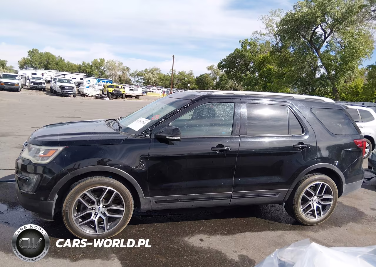 2016 Ford Explorer Sport VIN:1FM5K8GT6GGA00712 - 14