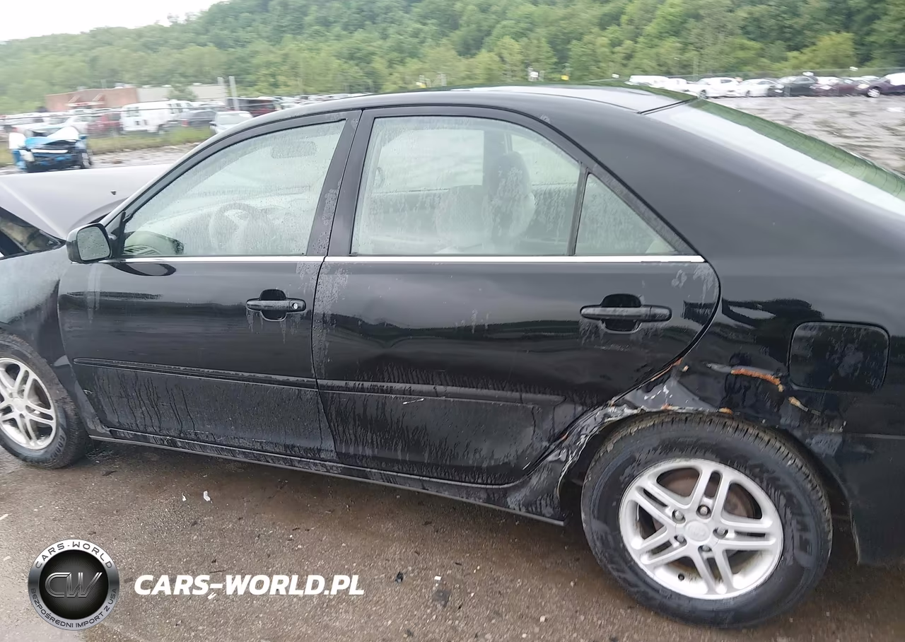 2004 Toyota Camry Le VIN:4T1BE32K34U270327 - 15