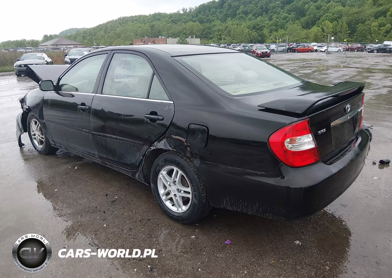 2004 Toyota Camry Le VIN:4T1BE32K34U270327 - 3