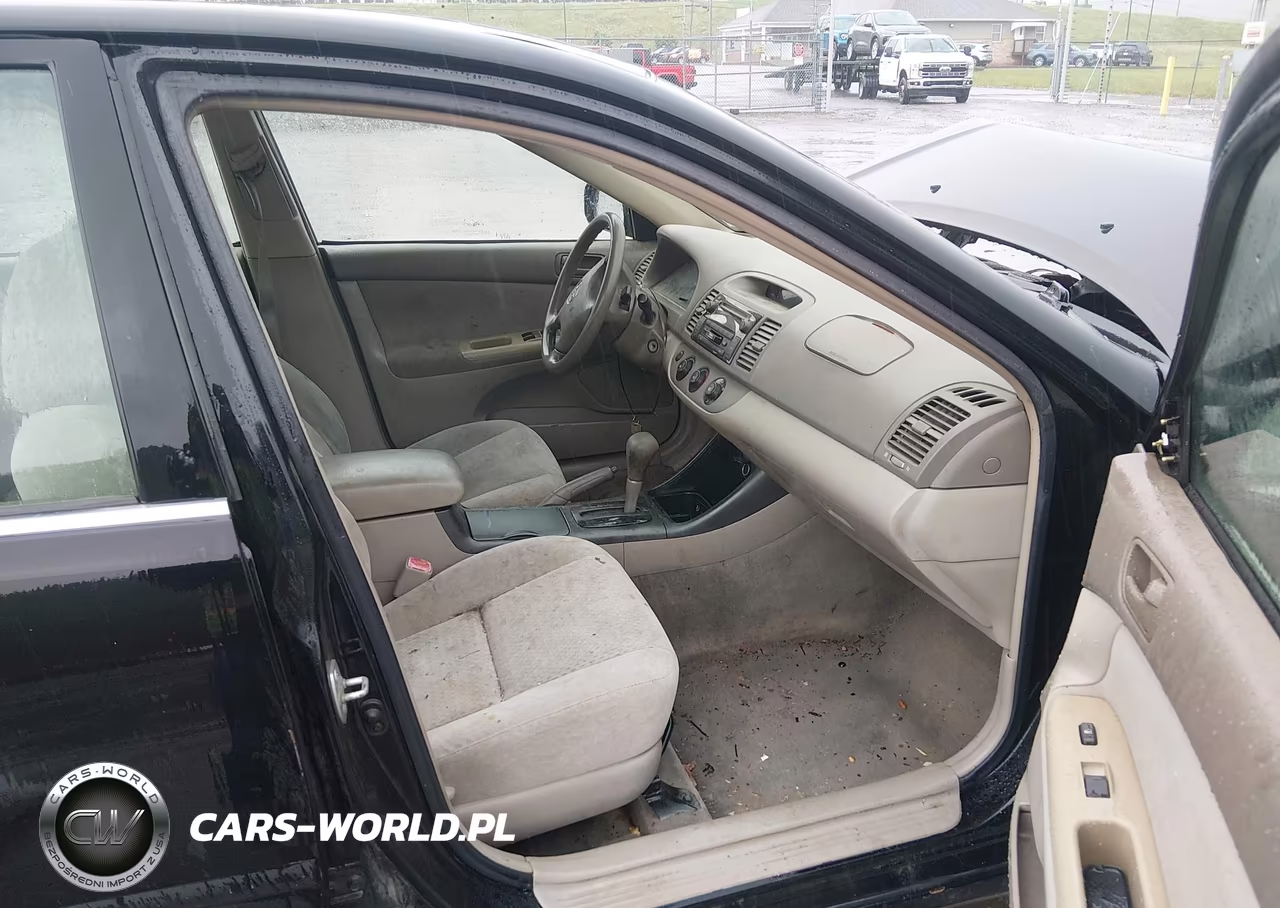 2004 Toyota Camry Le VIN:4T1BE32K34U270327 - 5