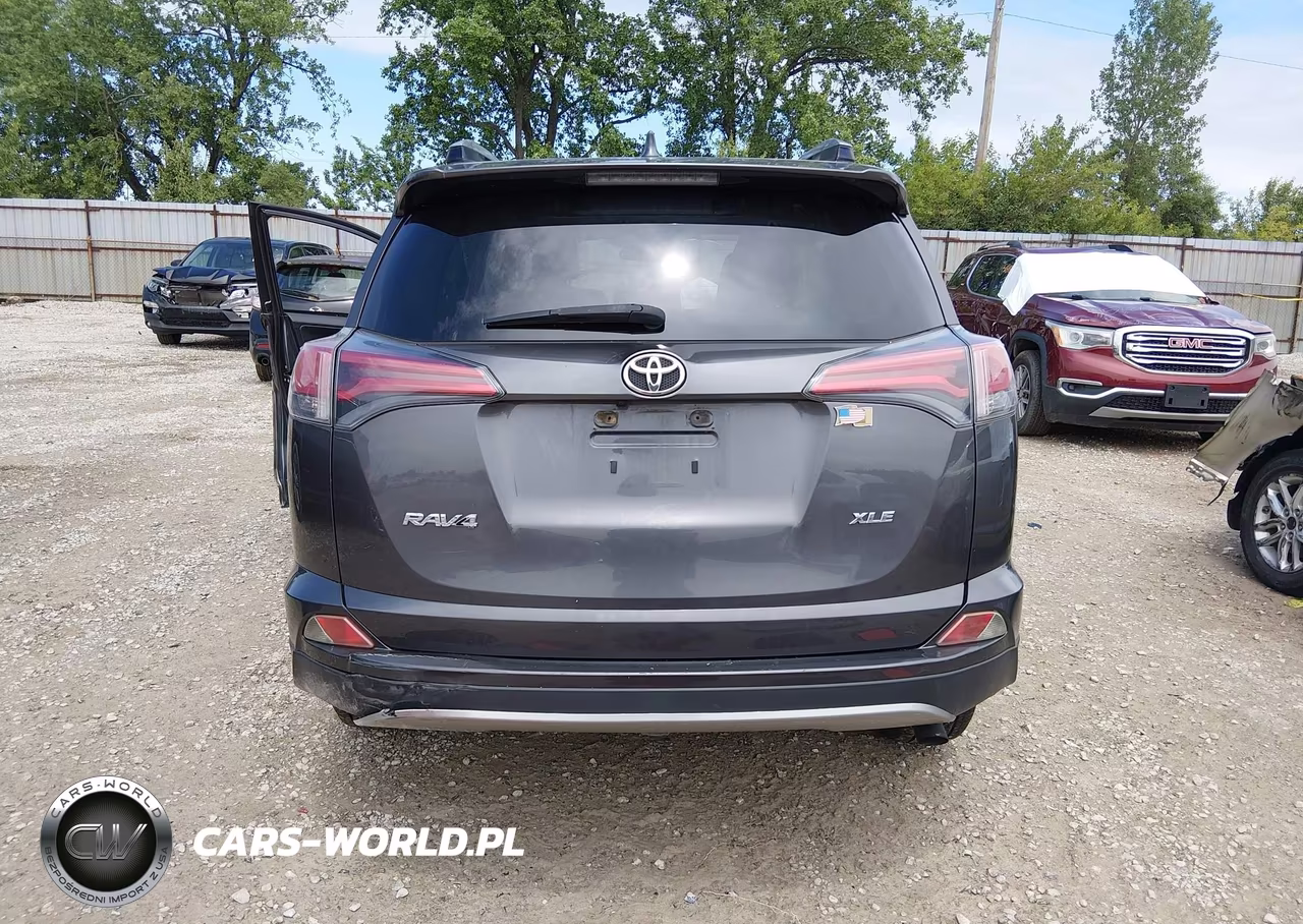 2017 Toyota Rav4 Xle VIN:JTMWFREV8HJ133645 - 16