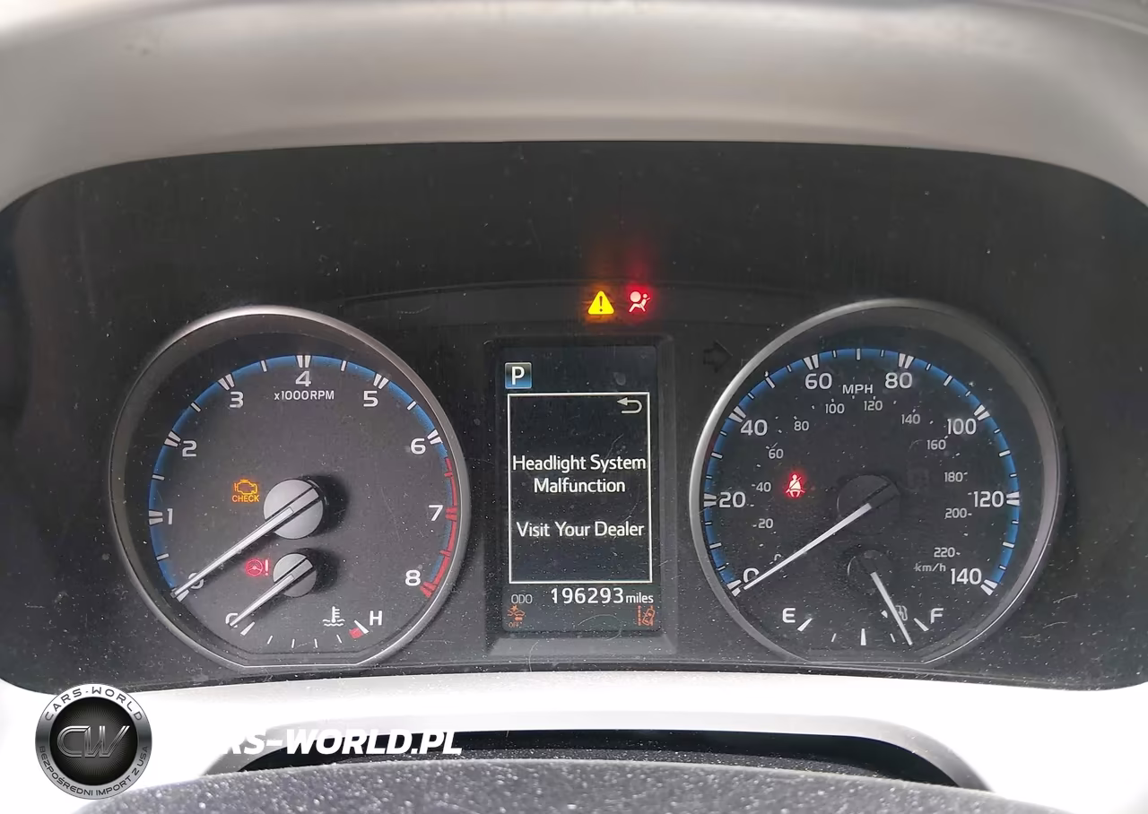 2017 Toyota Rav4 Xle VIN:JTMWFREV8HJ133645 - 7