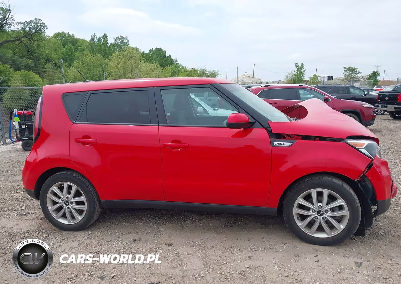 2017 Kia Soul + VIN:KNDJP3A54H7485743 - 13