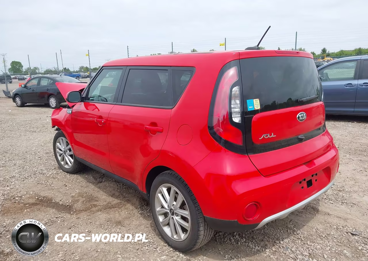 2017 Kia Soul + VIN:KNDJP3A54H7485743 - 3