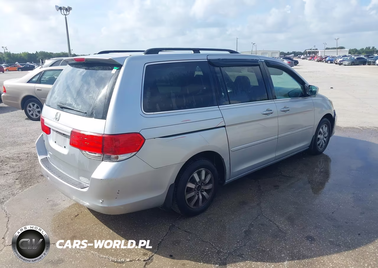 2010 Honda Odyssey Ex VIN:5FNRL3H46AB068961 - 4