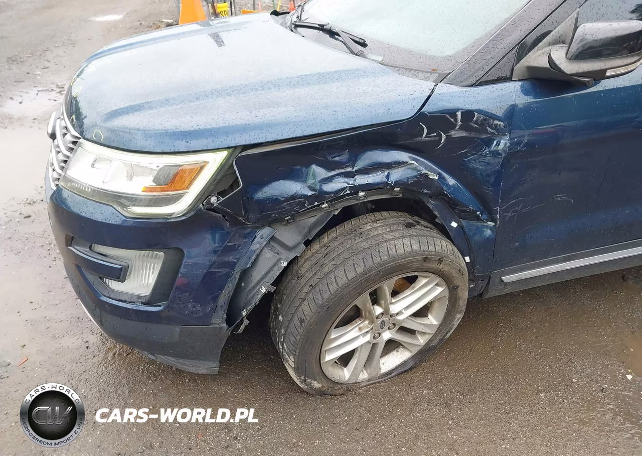 2017 Ford Explorer Xlt VIN:1FM5K8D83HGB38239 - 6
