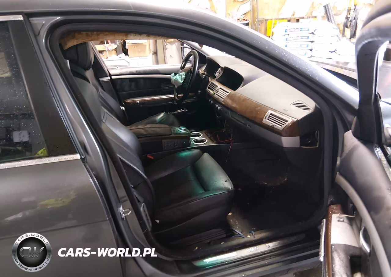 2006 BMW 750Li VIN:WBAHN83586DT35595 - 5