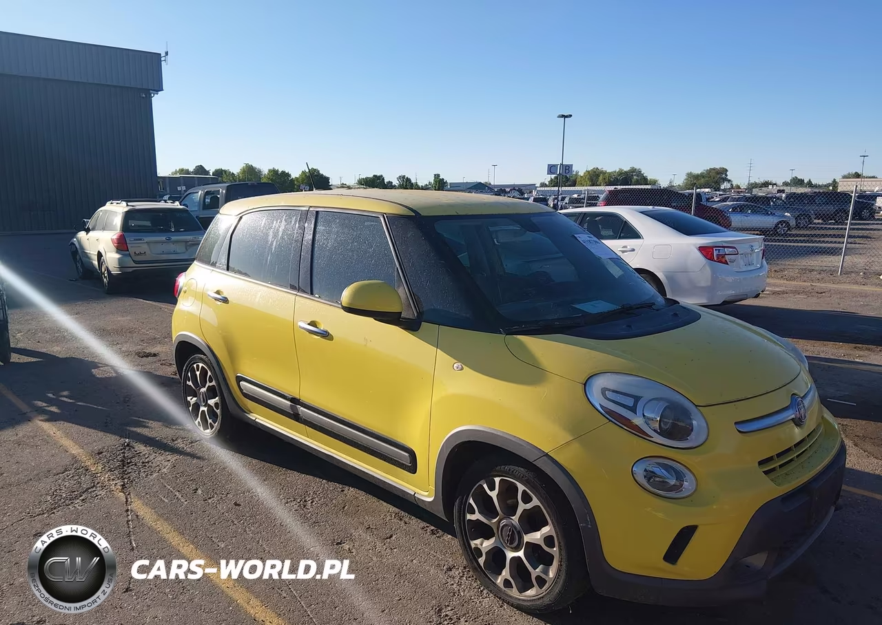 2014 Fiat 500L Trekking