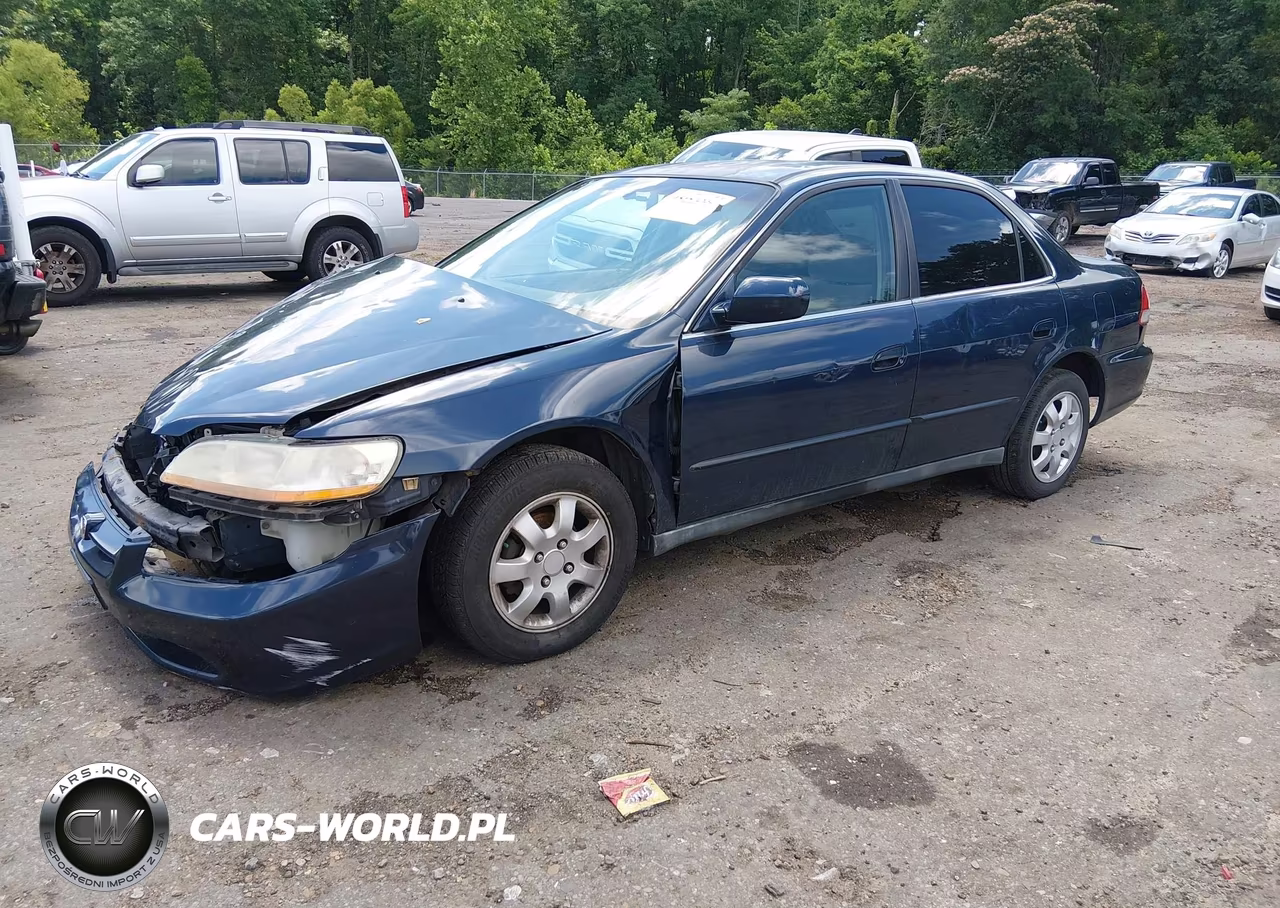 2000 Honda Accord 2.3 Lx VIN:1HGCG5646YA008109 - 2