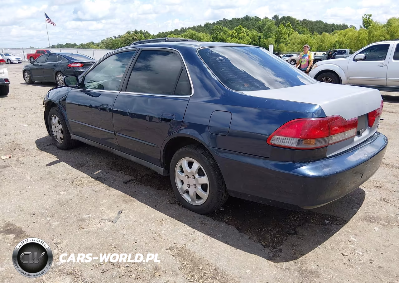 2000 Honda Accord 2.3 Lx VIN:1HGCG5646YA008109 - 3