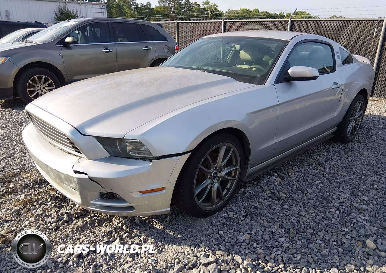 2013 Ford Mustang V6 Premium VIN:1ZVBP8AMXD5204363 - 2