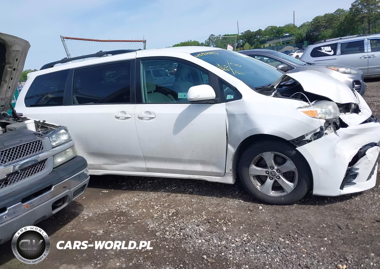 2020 Toyota Sienna Le VIN:5TDKZ3DC6LS049659 - 13