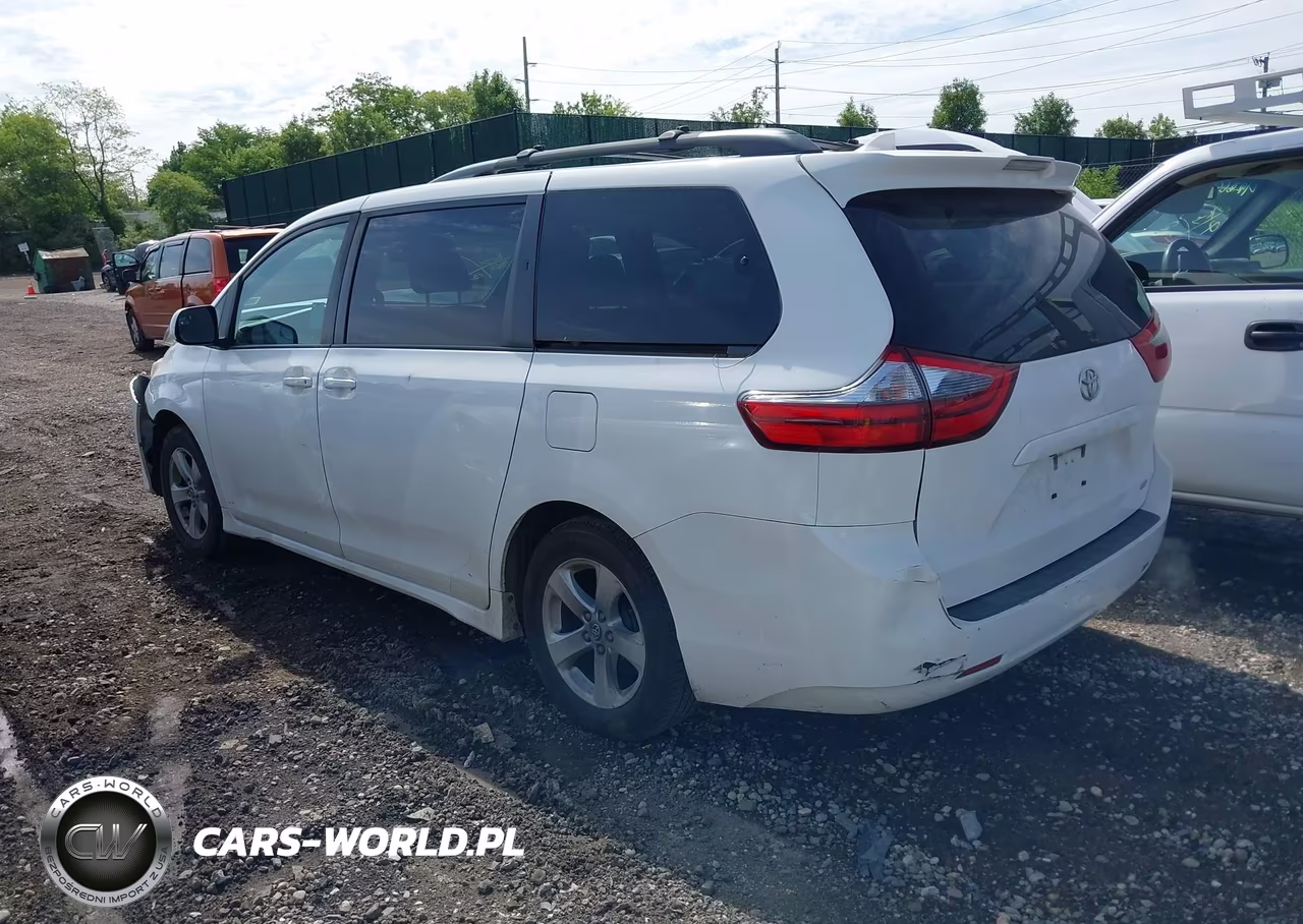 2020 Toyota Sienna Le VIN:5TDKZ3DC6LS049659 - 3