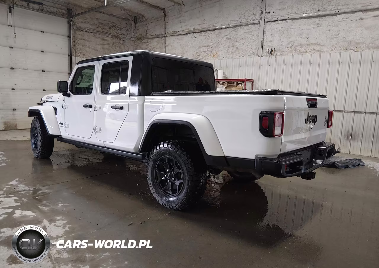 2023 Jeep Gladiator Willys 4X4 VIN:1C6HJTAG5PL504346 - 3