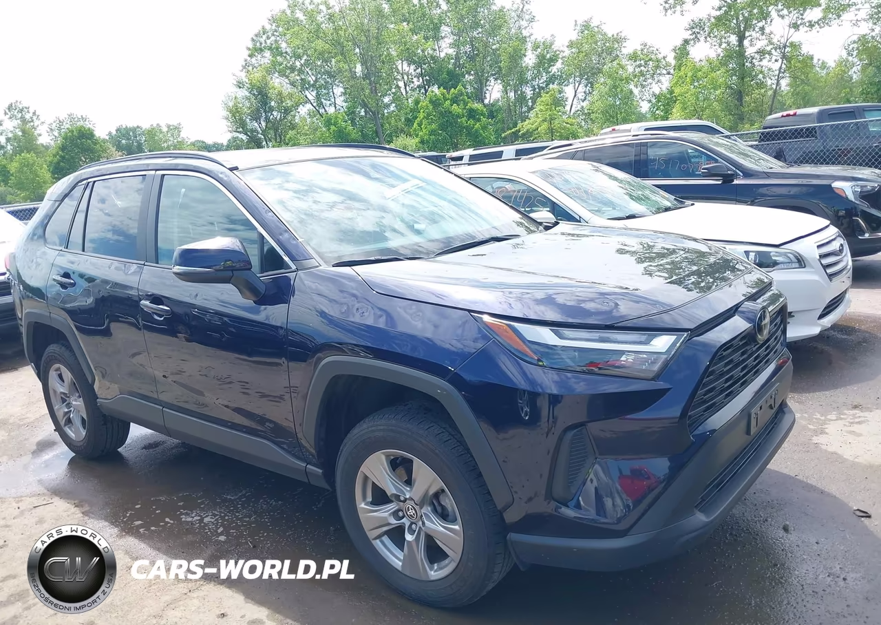 2024 Toyota Rav4 Xle – zdjęcie 1 z 16