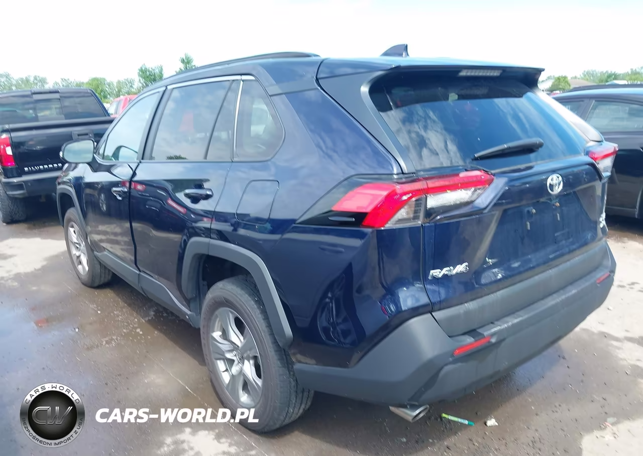 2024 Toyota Rav4 Xle VIN:2T3P1RFV6RW495297 - 3