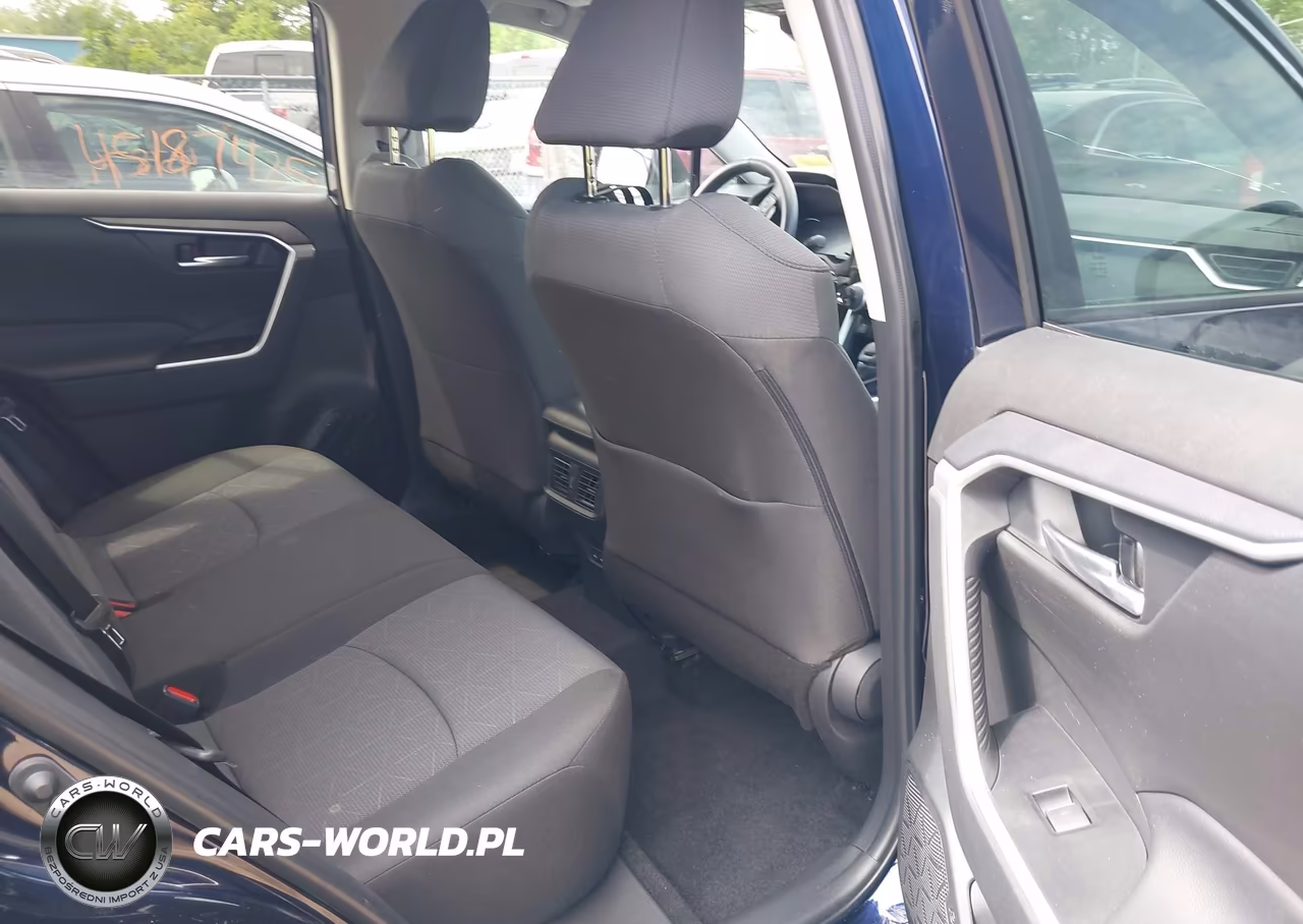 2024 Toyota Rav4 Xle VIN:2T3P1RFV6RW495297 - 8