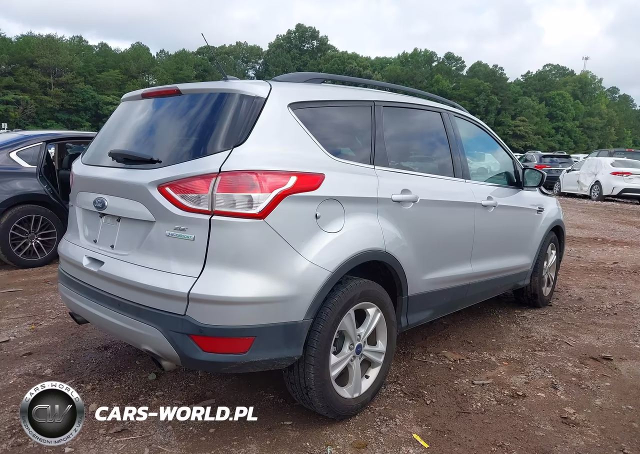 2015 Ford Escape Se VIN:1FMCU0GX2FUA56930 - 4