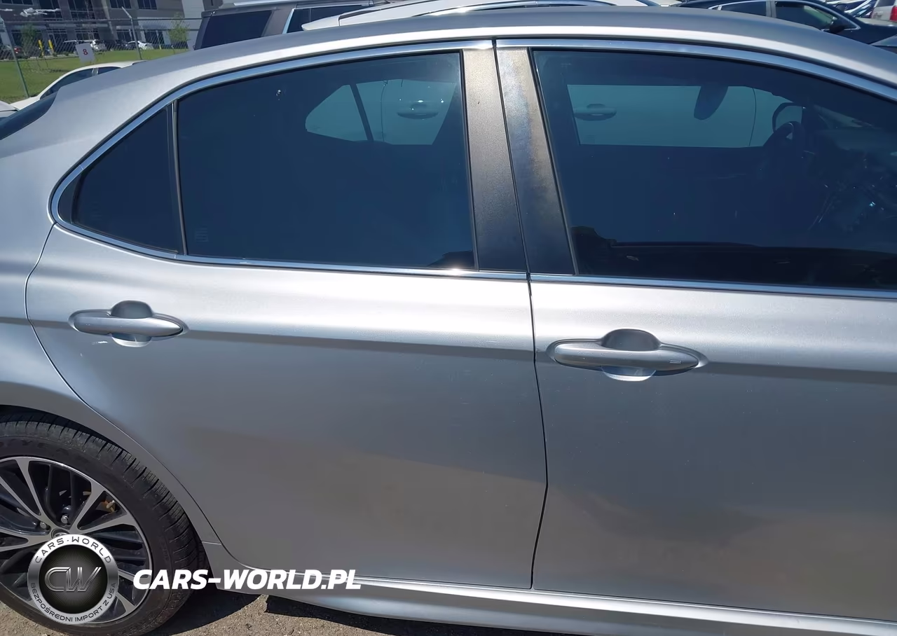 2018 Toyota Camry Se VIN:4T1B11HKXJU039556 - 13