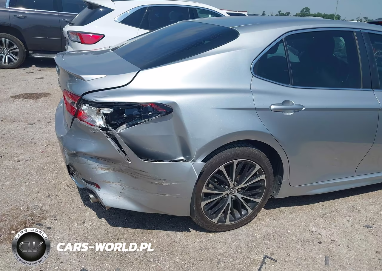 2018 Toyota Camry Se VIN:4T1B11HKXJU039556 - 6