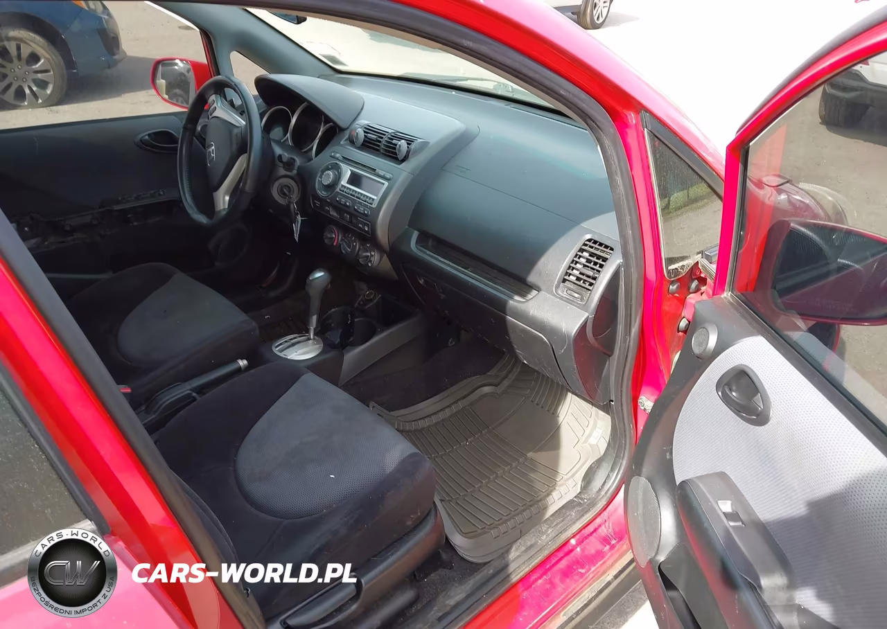 2008 Honda Fit Sport VIN:JHMGD38648S040268 - 5