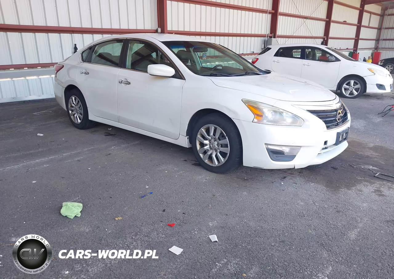 2013 Nissan Altima 2.5 S – zdjęcie 1 z 11