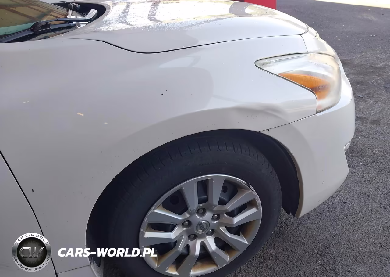 2013 Nissan Altima 2.5 S VIN:1N4AL3AP2DN570153 - 6