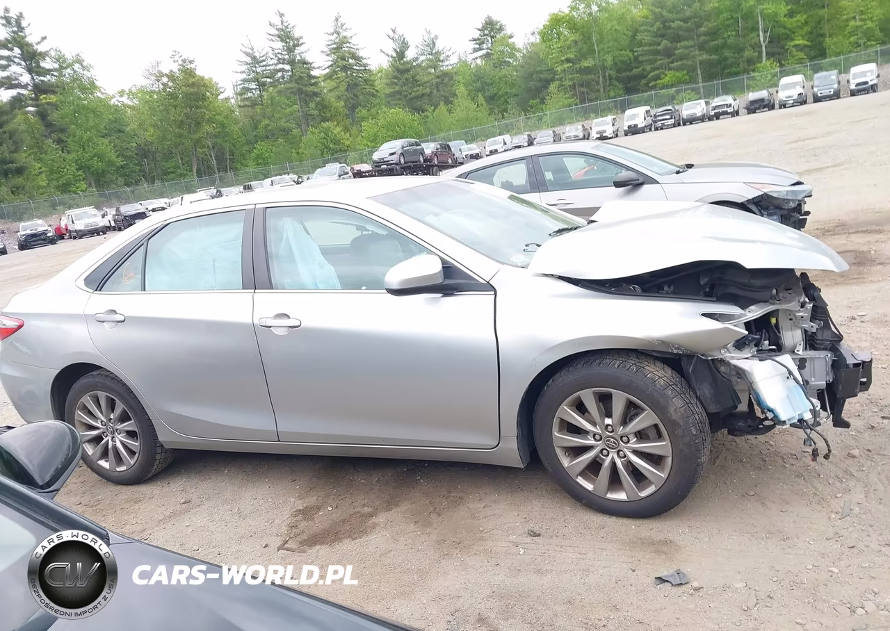 2016 Toyota Camry Xle VIN:4T4BF1FK9GR554020 - 14