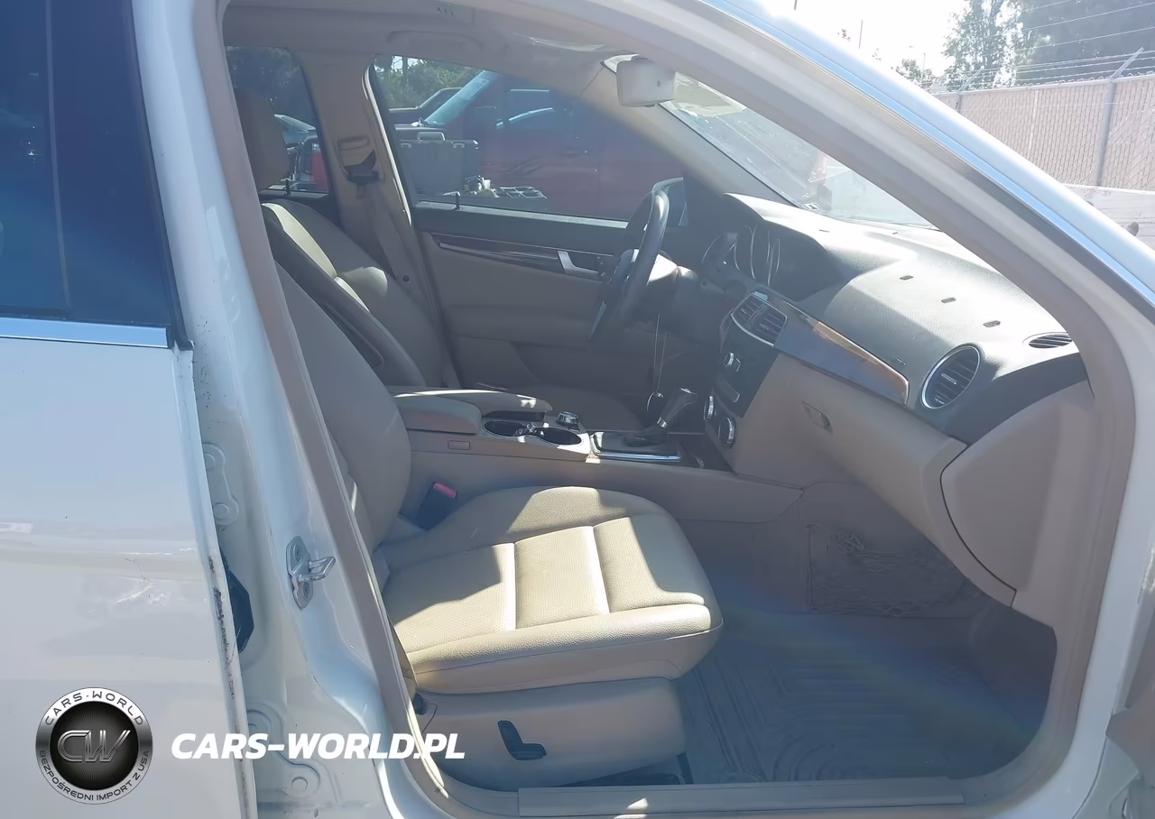 2012 Mercedes-Benz C 250 Luxury-Sport VIN:WDDGF4HB6CA630538 - 5