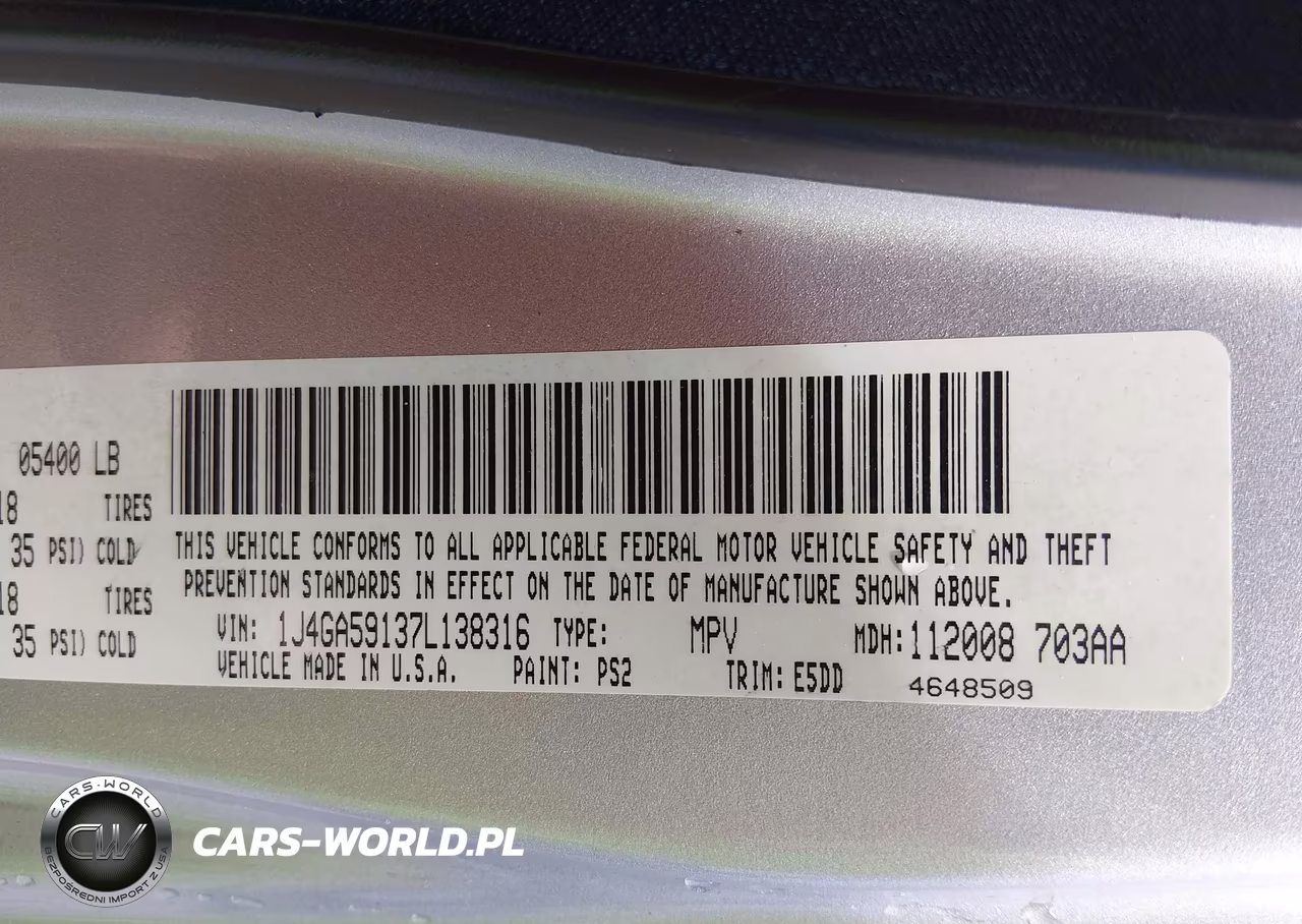 2007 Jeep Wrangler Unlimited Sahara VIN:1J4GA59137L138316 - 9