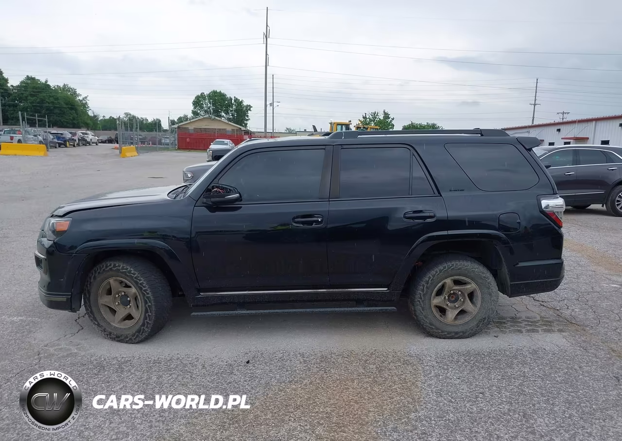 2020 Toyota 4Runner Nightshade Special Edition VIN:JTEBU5JR5L5820021 - 14