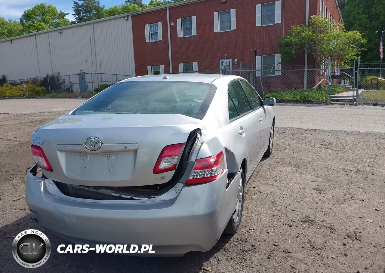 2010 Toyota Camry Le VIN:4T4BF3EK2AR037369 - 4