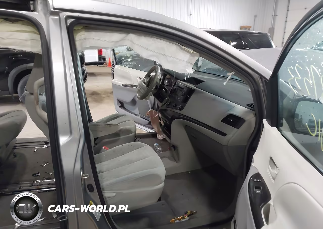2011 Toyota Sienna Le VIN:5TDKA3DC2BS006149 - 5