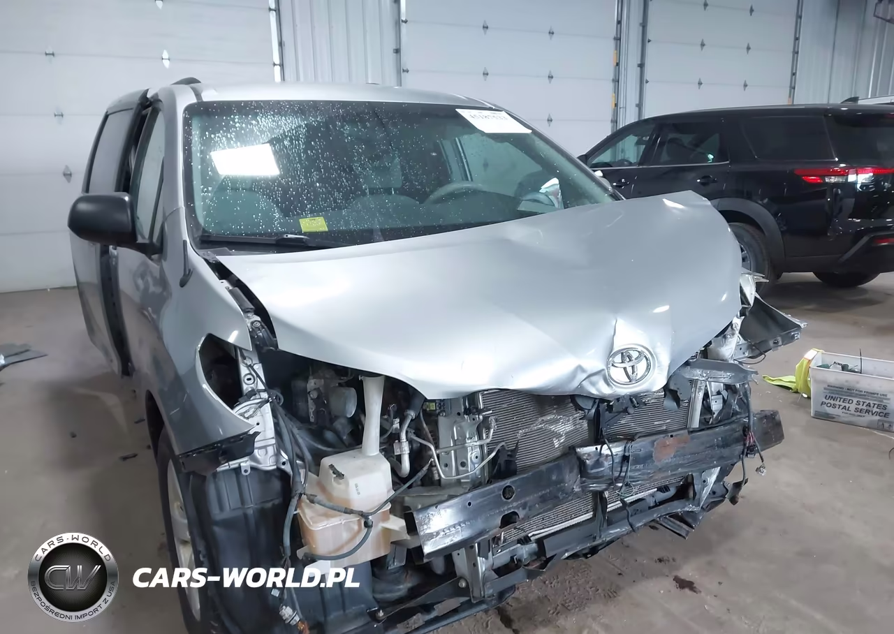 2011 Toyota Sienna Le VIN:5TDKA3DC2BS006149 - 6
