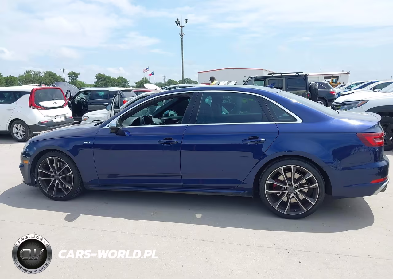 2018 Audi S4 3.0T Premium Plus VIN:WAUB4AF42JA058195 - 14