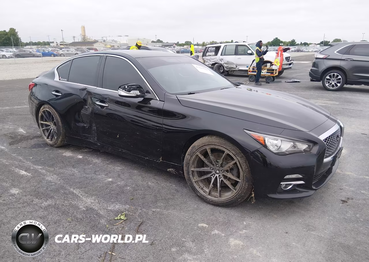 2015 Infiniti Q50 – zdjęcie 1 z 16